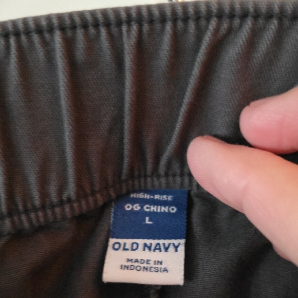 Old Navy Womens Charcoal Chinos - Picture 2 of 2